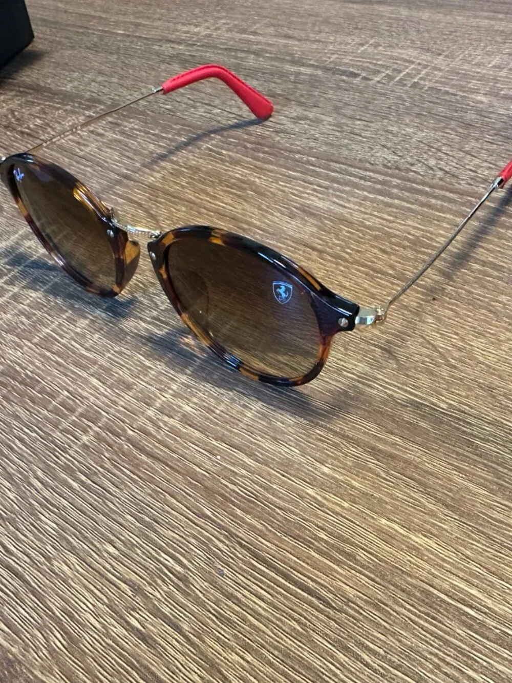 Ray Ban FERRARI Collection SCUDERIA RB2447MF